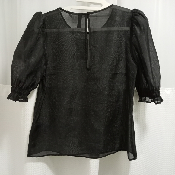 H&M Divided NWT. Black sheer blouse. Size xs. - Picture 2 of 6